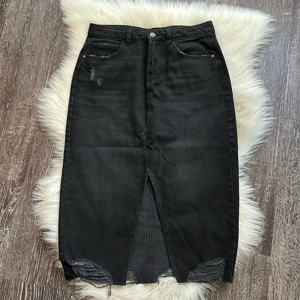 Zara Black denim midi skirt